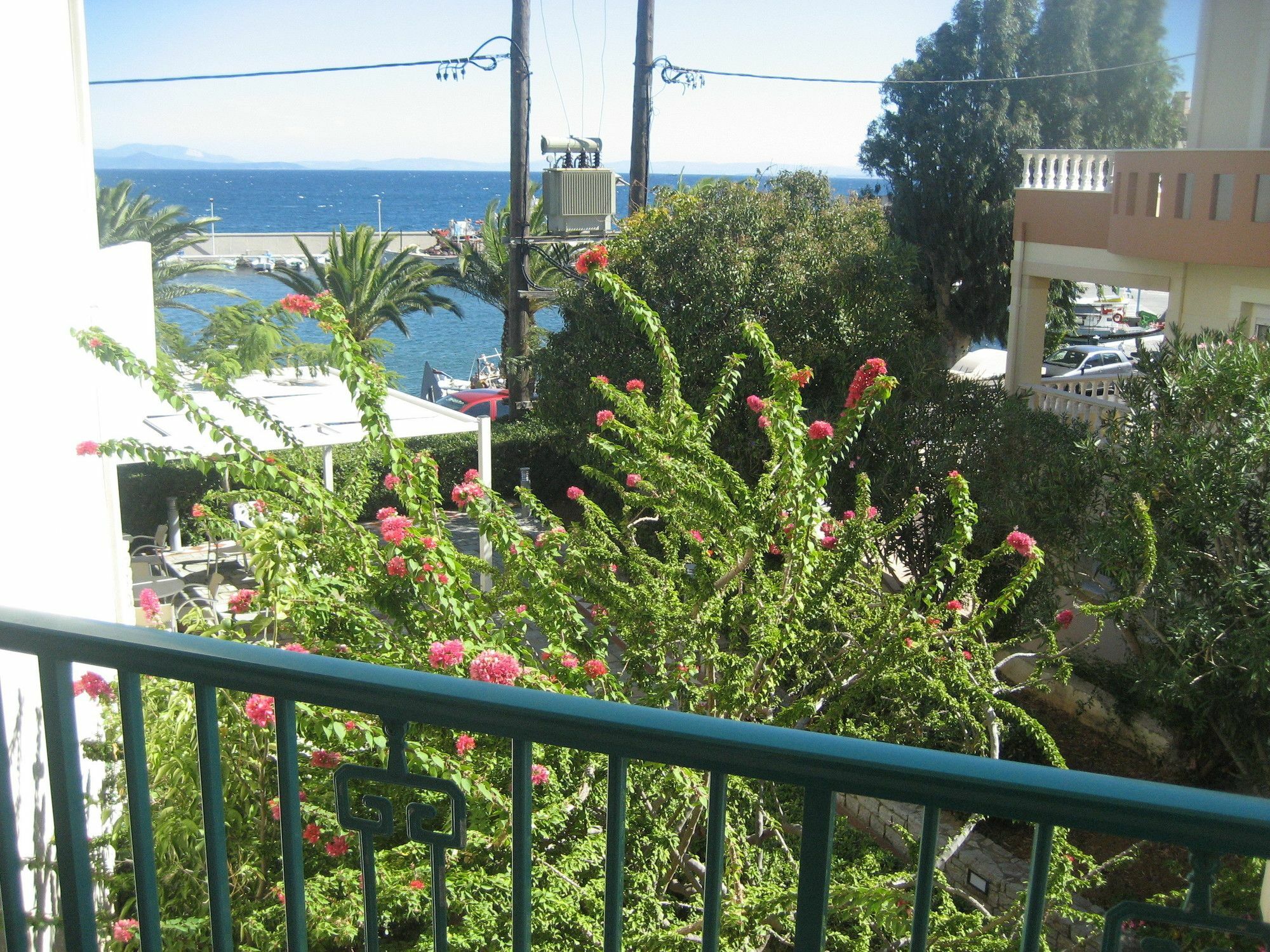 Kyveli Hotel Apartments Vrontados Luaran gambar