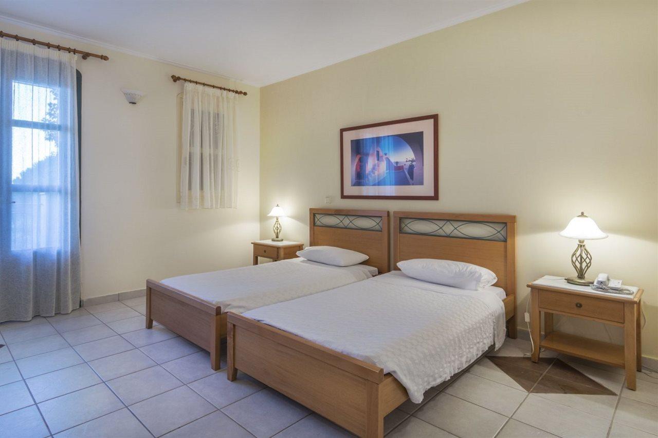 Kyveli Hotel Apartments Vrontados Luaran gambar